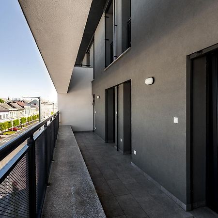 Avand Apartments Debrecen Extérieur photo