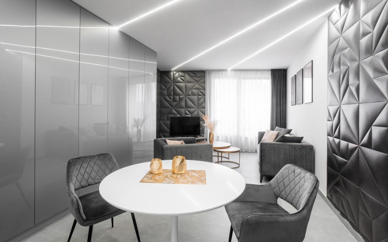 Avand Apartments Debrecen Extérieur photo
