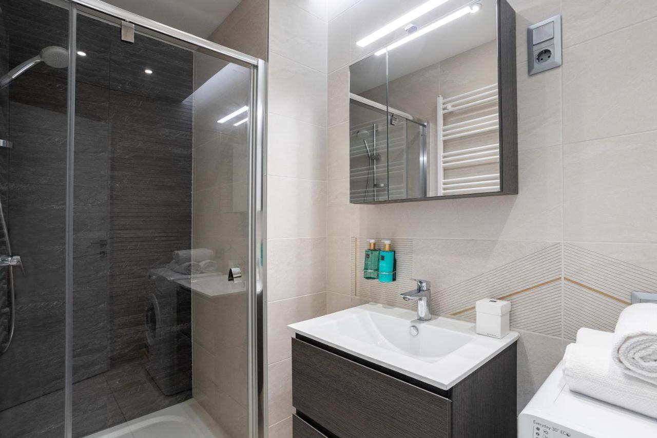 Avand Apartments Debrecen Extérieur photo