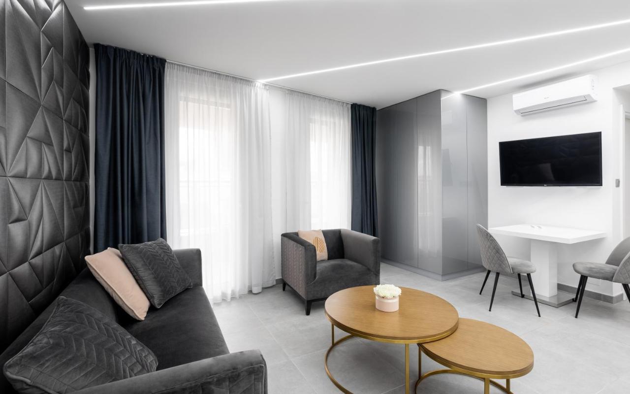 Avand Apartments Debrecen Extérieur photo